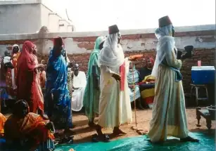 المسرح السوداني والهوية!! عبد الباسط عبد الله