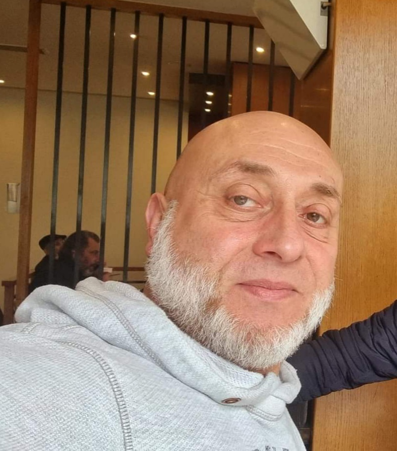 من باب الهوى 