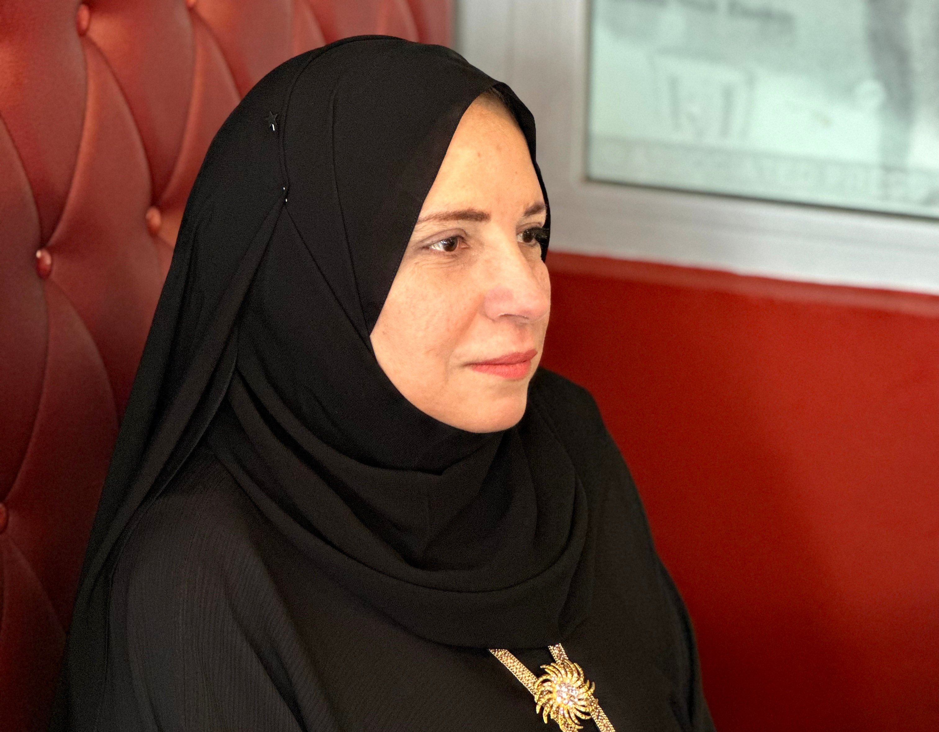 عندما تحبك شاعرة