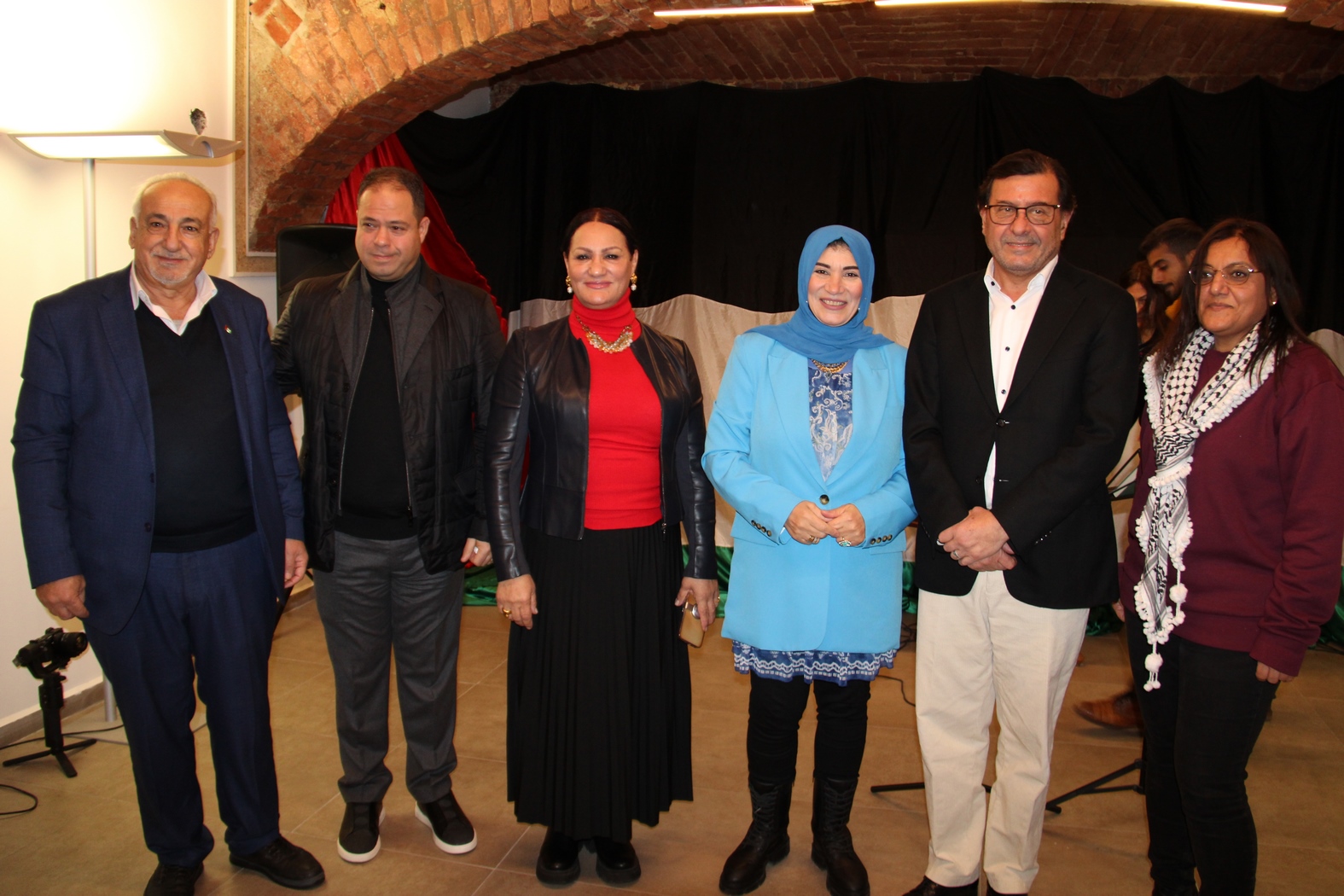 بيت فلسطين الفيناوي.. جامعة للعرب والنمساويين