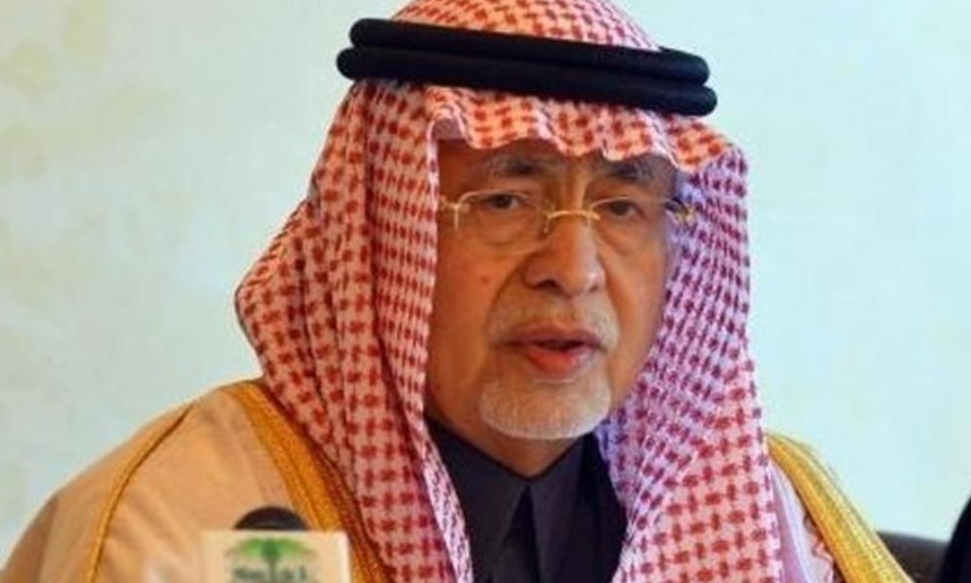 سِراجُ الأكوانِ