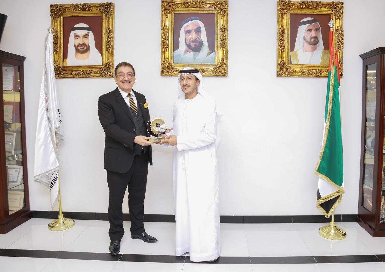 توقيع اتفاقية تعاون بين الشبكة العربيه للإبداع والابتكار والجامعة الأمريكية في الإمارات 