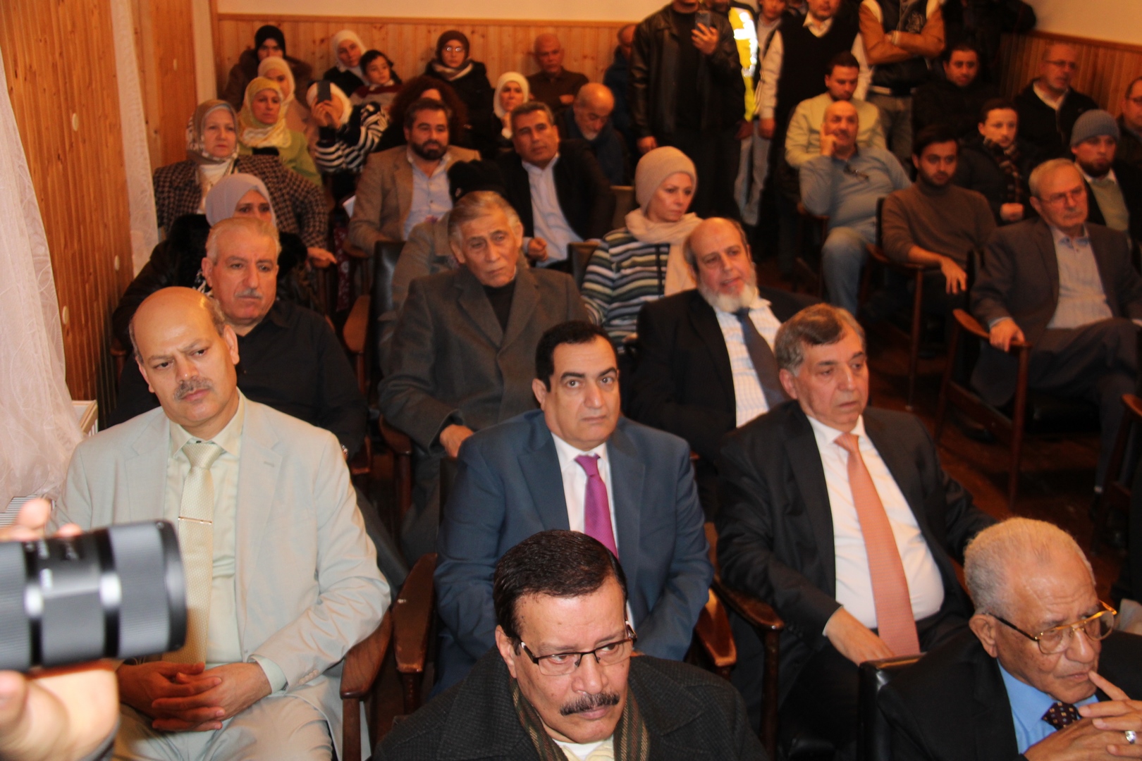 في فيينا.. العائلة السورية واحدة