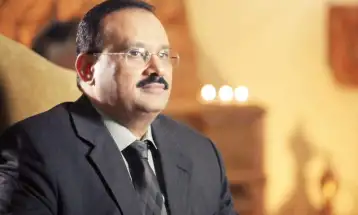 الشاعر عبد الولي الشميري يكتب ثرثارة الشاعر عبد الولي الشميري يكتب ثرثارة
