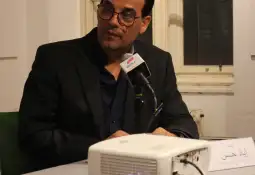 البيت العربي يغوص في (رمال) خيري حمدان