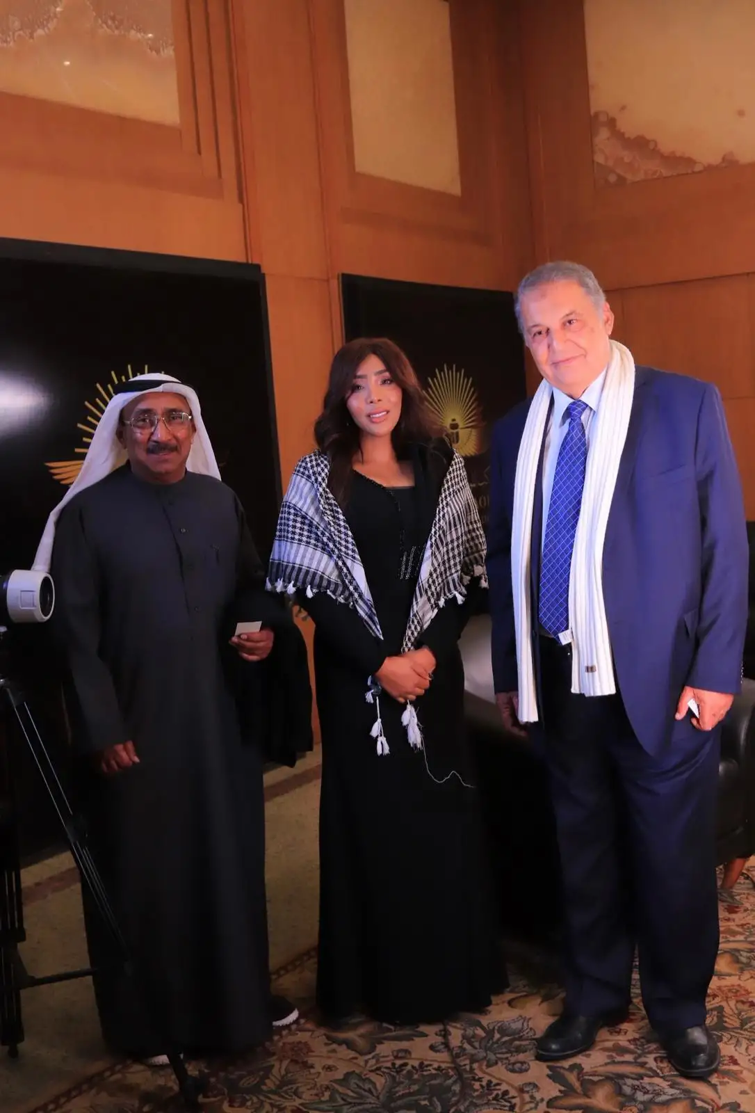 اختيار الإعلامية نيدا زريق كأفضل شخصية إبداعية لخدمة الإنسانية في مهرجان «روائع» الدولي بالقاهرة