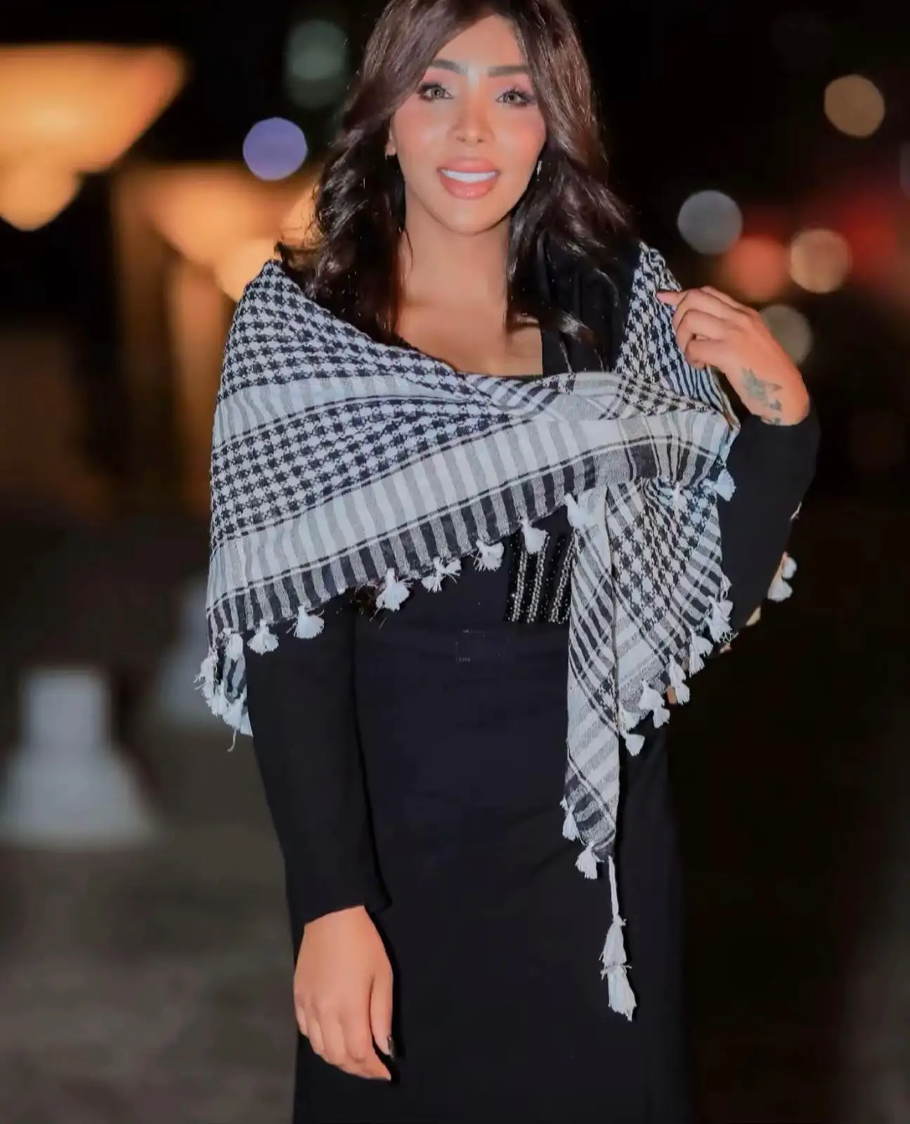 اختيار الإعلامية نيدا زريق كأفضل شخصية إبداعية لخدمة الإنسانية في مهرجان «روائع» الدولي بالقاهرة